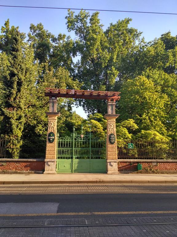 Centar Guesthouse Zagreb Buitenkant foto